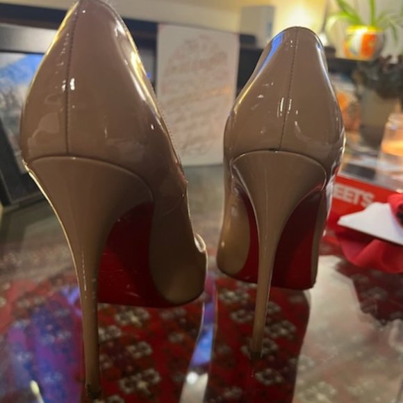 Christian Louboutin So Kate Nude Womens 6 US / 36.5 EU - Picture 5 of 9